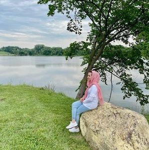 Meet your Posher, Khaleda